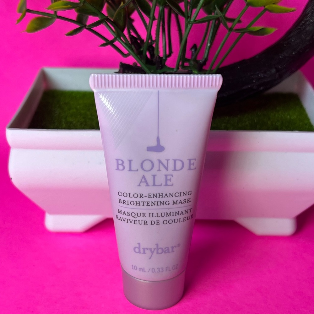 Deluxe Beauty, Hair & Skincare Bundle, Sunday Riley, Dermalogica & More - Picture 8 of 9